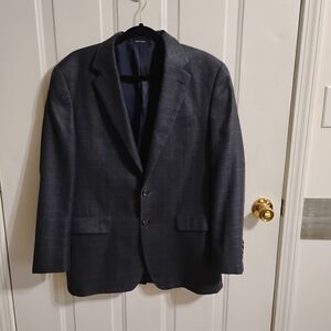 men's size 40 R Ralph Lauren 52% silk 48% wool Blazer 2 Button